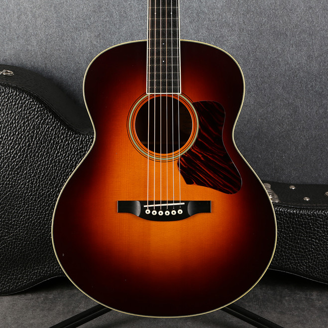 Bourgeois Small Jumbo - Sunburst - Hard Case - 2nd Hand