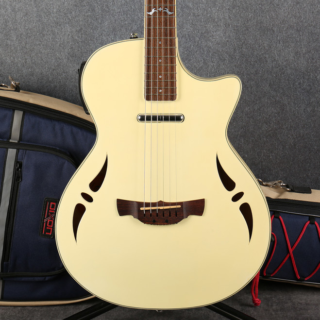 Crafter SA-IVO - Ivory - Gig Bag - 2nd Hand