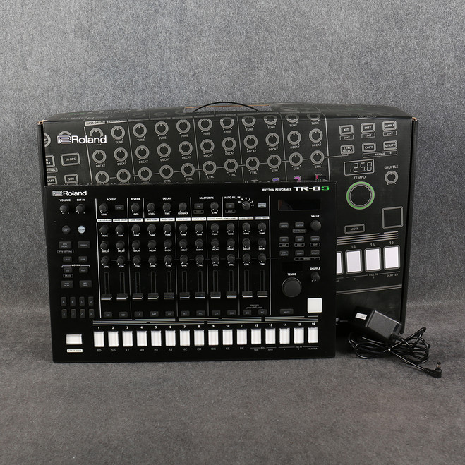 Roland TR-8S Rhythm Performer Drum Machine - Box & PSU - 2nd Hand