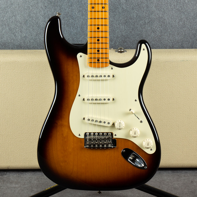 Fender Eric Johnson Stratocaster - 2 Tone Sunburst - Hard Case - 2nd Hand