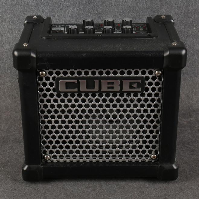 Roland Micro Cube GX Guitar Amplifier - 2nd Hand