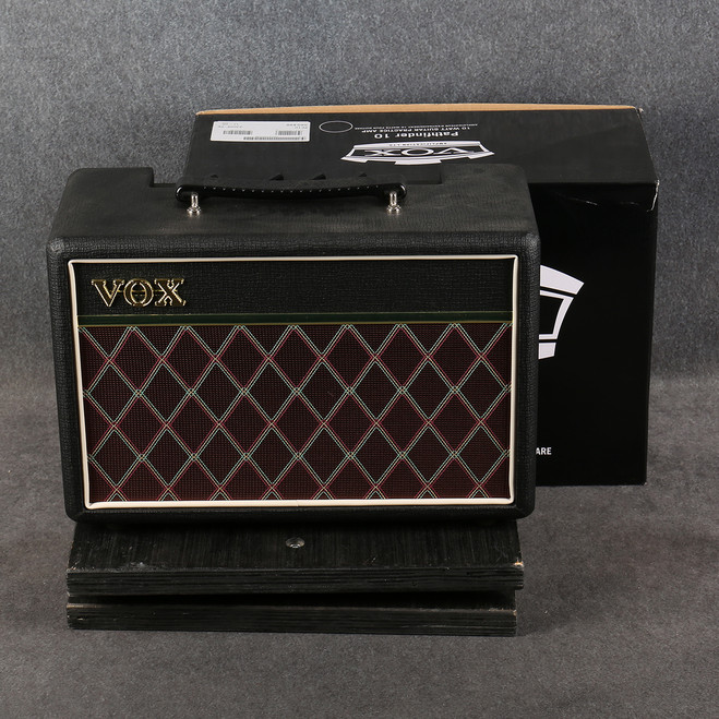 Vox Pathfinder 10 Guitar Combo - Boxed - 2nd Hand
