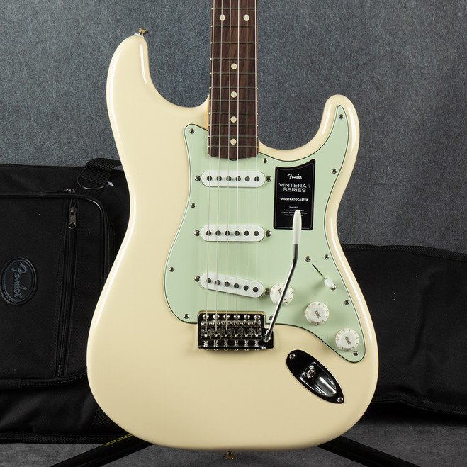 Fender Vintera II 60s Stratocaster - Olympic White - Gig Bag - 2nd Hand