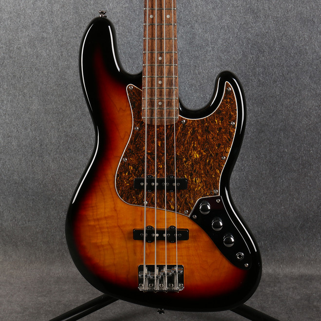 Squier Vintage Modified Jazz Bass - 3-Colour Sunburst - 2nd Hand (134476)