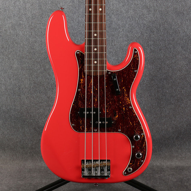 Squier Classic Vibe 60s Precision Bass - Fiesta Red - 2nd Hand (134494)