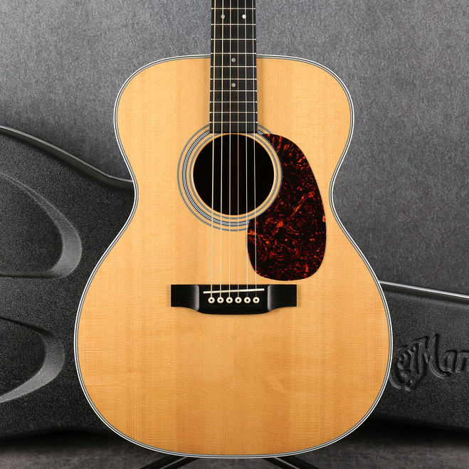 Martin Standard Series 000-28 - Natural - Hard Case - 2nd Hand