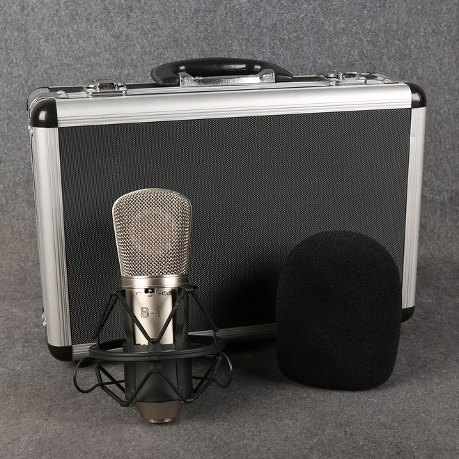 Behringer B1 Condenser Microphone - Case - 2nd Hand