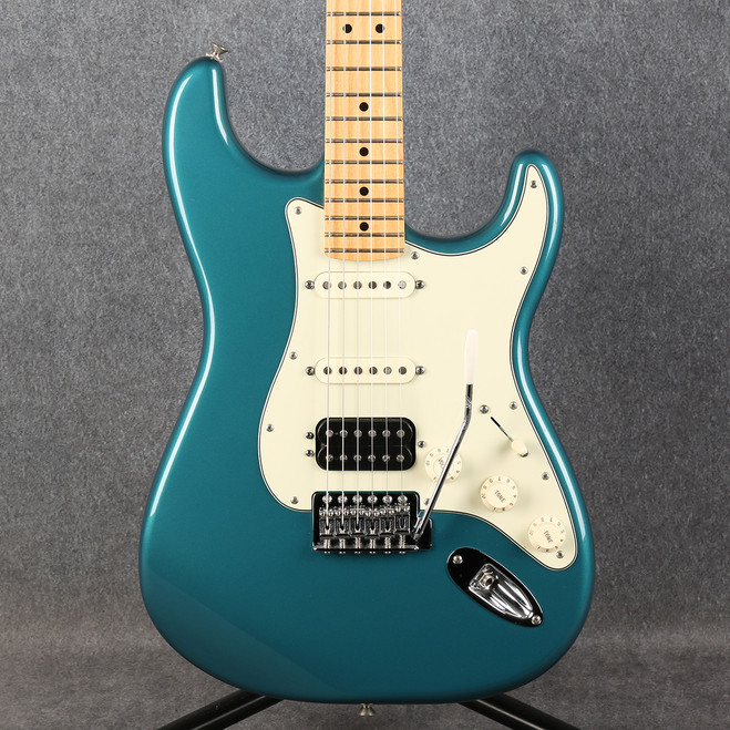Fender Deluxe Lone Star Stratocaster - Ocean Turquoise - 2nd Hand