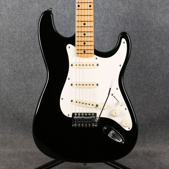 Squier Stratocaster - Made in Korea - Black - 2nd Hand