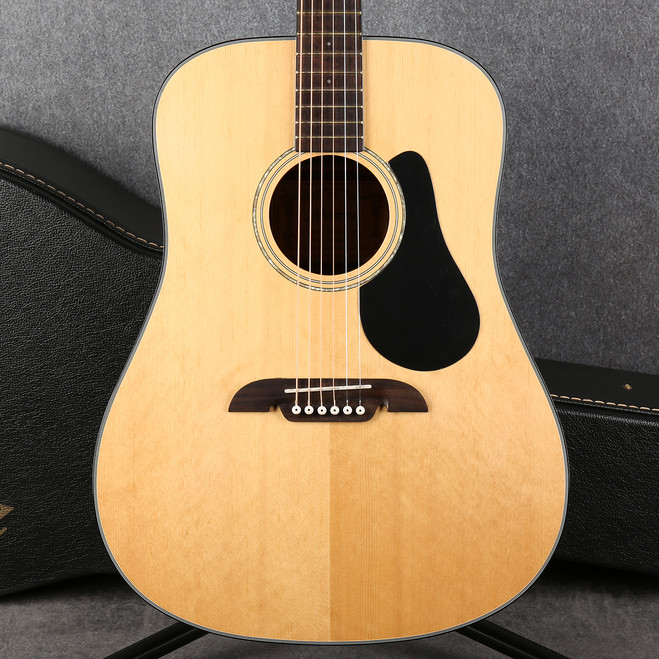 Alvarez RD8 Dreadnought Acoustic - Natural - Hard Case - 2nd Hand