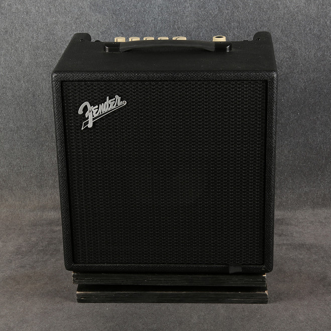 Fender Rumble LT25 Bass Combo - Boxed - 2nd Hand