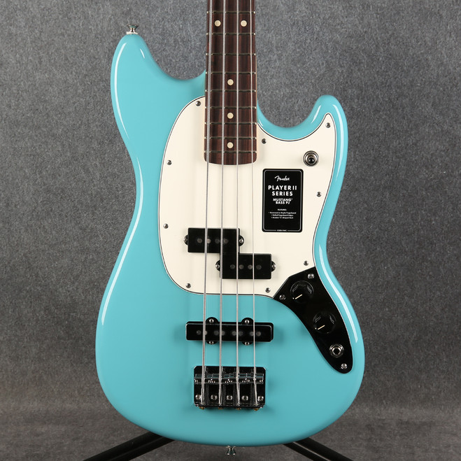 Fender Player II Mustang Bass - RW - Aquatone Blue - Boxed - 2nd Hand