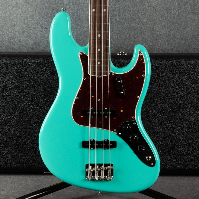 Fender American Vintage II 66 Jazz Bass - Sea Foam Green - Hard Case - 2nd Hand