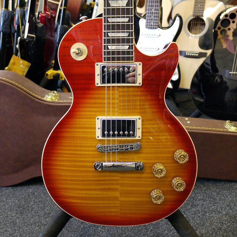 Gibson 2015 Les Paul Standard - Heritage Cherry Sunburst w/ Case - 2nd Hand