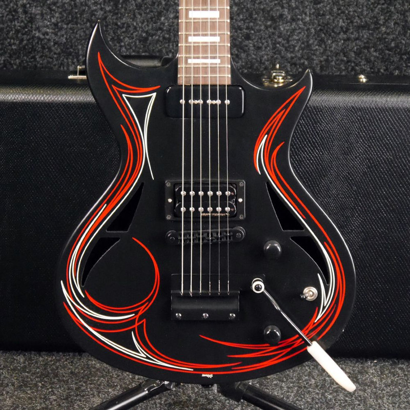 Gibson N-225 - Black with Pin Stripes w/Hard Case - 2nd Hand