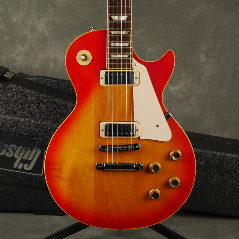 Gibson 1977 Les Paul Deluxe - Cherry Sunburst w/Hard Case - 2nd Hand Gibson 1977 Les Paul Deluxe - Cherry Sunburst w/Hard Case - 2nd Hand