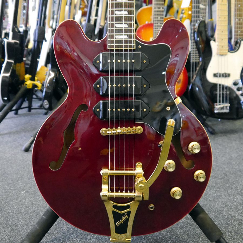 Epiphone Riviera Custom P93 - Wine Red - 2nd Hand Epiphone Riviera Custom P93 - Wine Red - 2nd Hand
