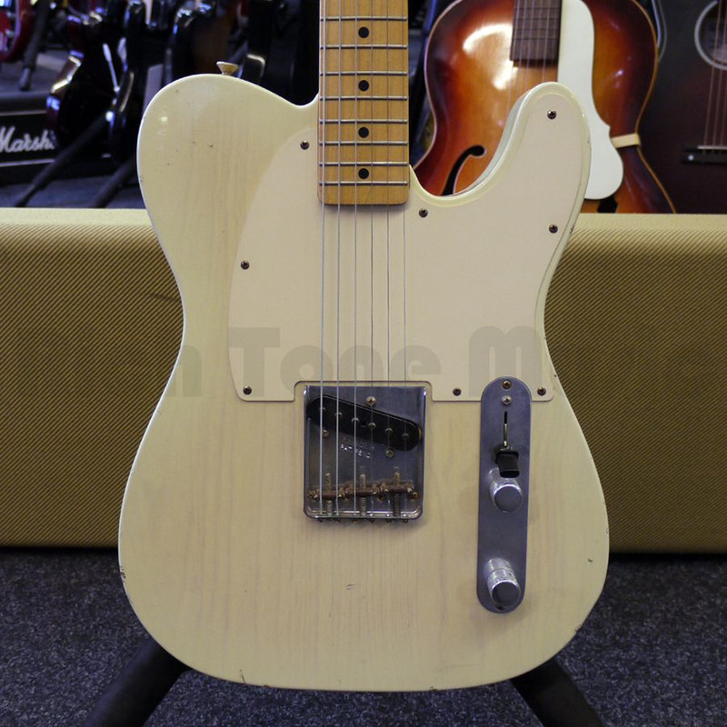 Fender Custom Shop '59 Esquire Relic - White Blonde w/ Case - 2nd Hand Fender Custom Shop '59 Esquire Relic - White Blonde w/ Case - 2nd Hand