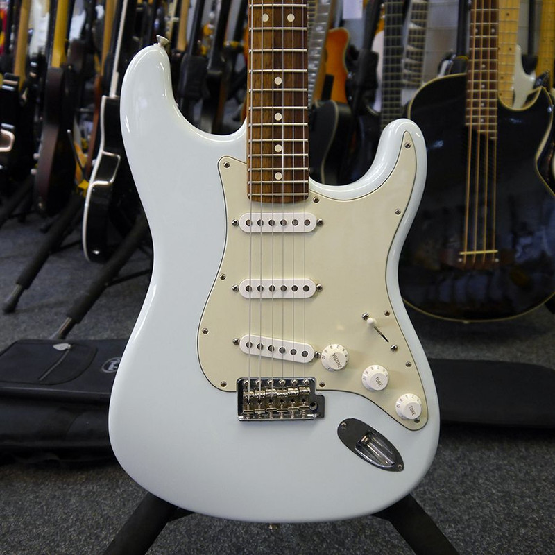 Fender American Special Stratocaster - Sonic Blue w/ Gig Bag - 2nd Hand