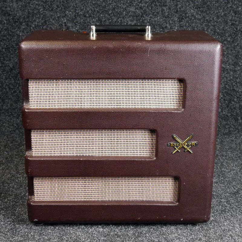 Fender Excelsior Valve Combo Amplifier - 2nd Hand Fender Excelsior Valve Combo Amplifier - 2nd Hand