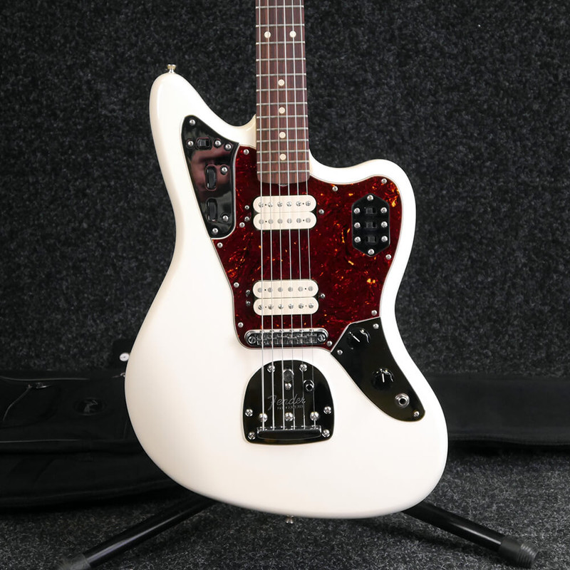 Fender Classic Player Jaguar - White w/Gig Bag - 2nd Hand