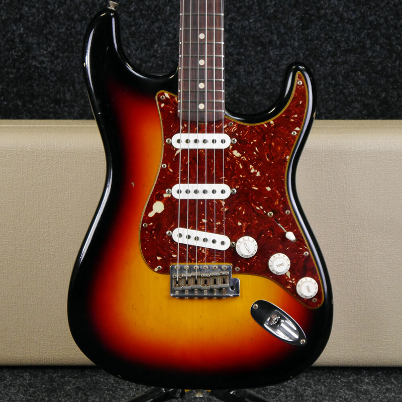 Fender Custom Shop 62 Journeyman - 3-Tone Sunburst w/Hard Case - 2nd Hand