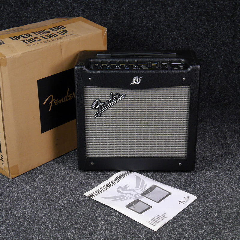 Fender Mustang I Combo Amp w/Box - 2nd Hand