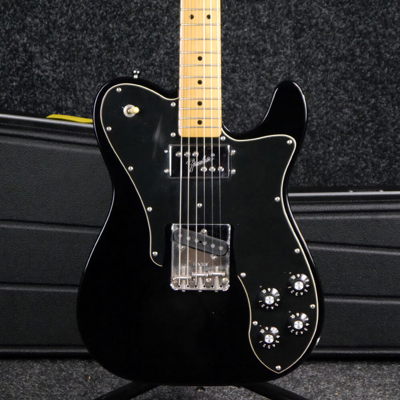Fender Classic 72 Telecaster Custom - Black w/Hard Case - 2nd Hand Fender Classic 72 Telecaster Custom - Black w/Hard Case - 2nd Hand