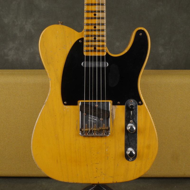 Fender Custom Shop 52 Telecaster, Relic - Butterscotch Blonde w/Case - 2nd Hand