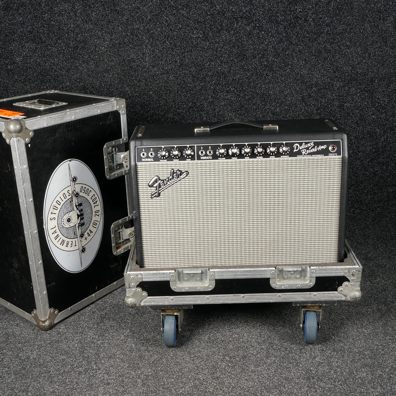 Fender Deluxe Reverb 65 (A20) w/Flight Case - 2nd Hand **COLLECTION ONLY** Fender Deluxe Reverb 65 (A20) w/Flight Case - 2nd Hand **COLLECTION ONLY**