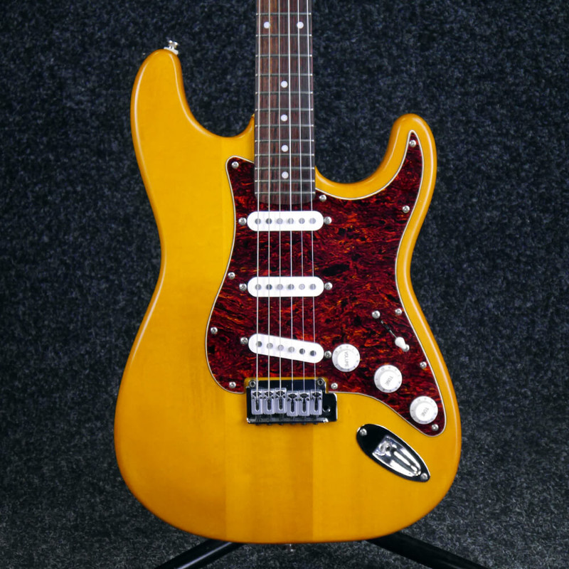 Squier Stratocaster - Natural Amber - 2nd Hand Squier Stratocaster - Natural Amber - 2nd Hand