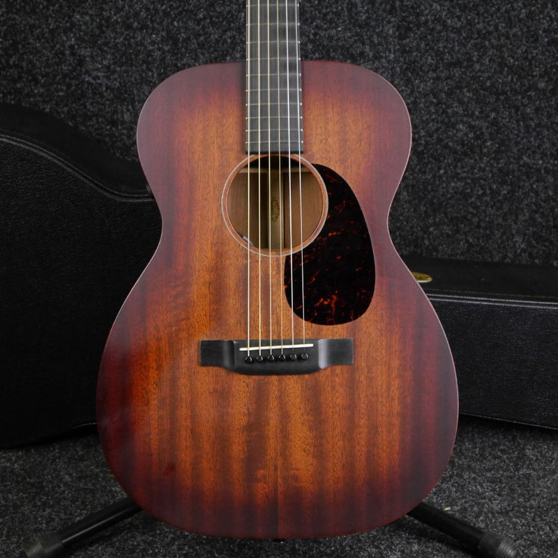 Martin 00-15E Retro Acoustic Guitar w/ Hard Case - 2nd Hand