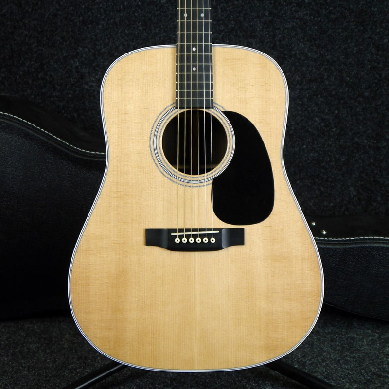 Martin D-28 Acoustic - Natural w/ Case **COLLECTION ONLY** - 2nd Hand