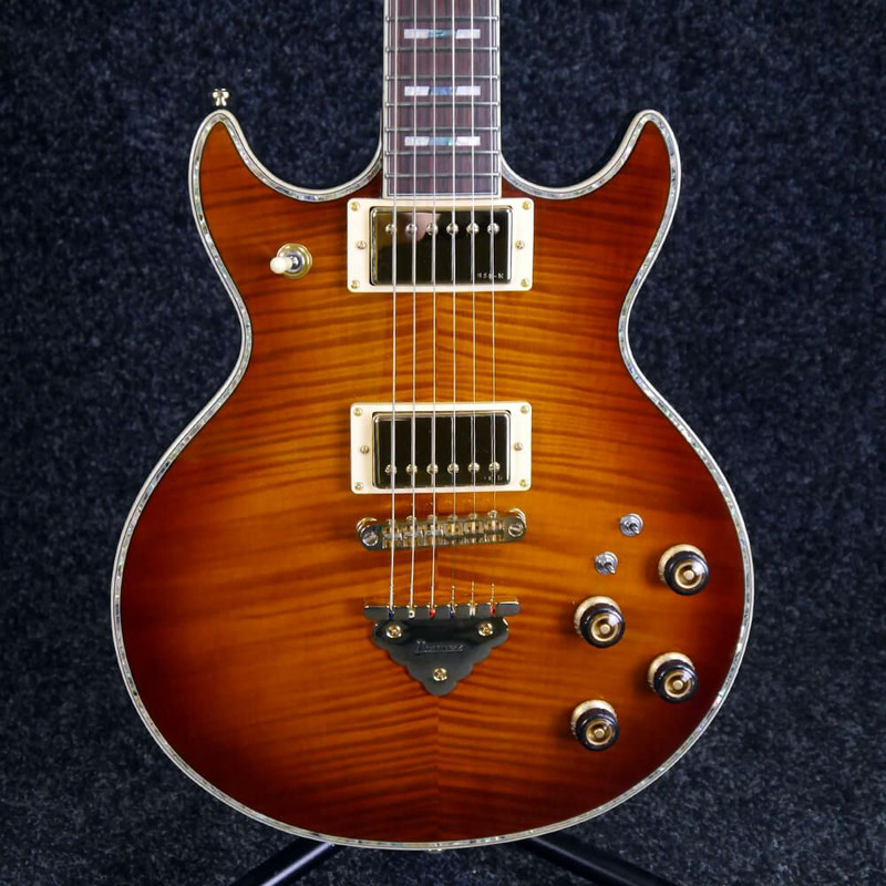 Ibanez Artist Series AR720 - Sunburst - 2nd Hand Ibanez Artist Series AR720 - Sunburst - 2nd Hand