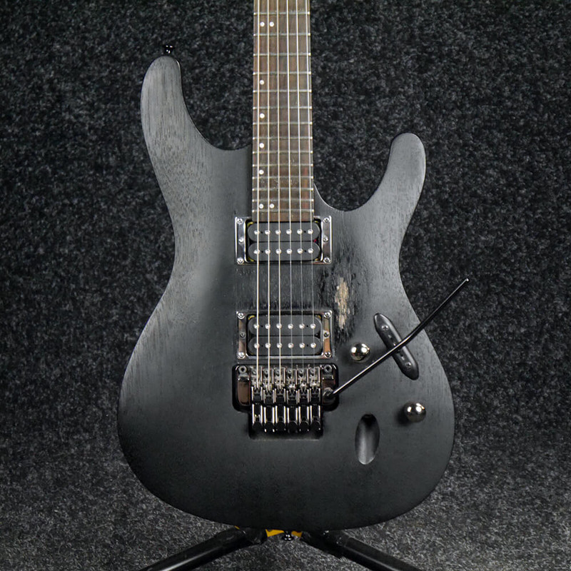 Ibanez S520-WK Electric Guitar - Weathered Black - 2nd Hand