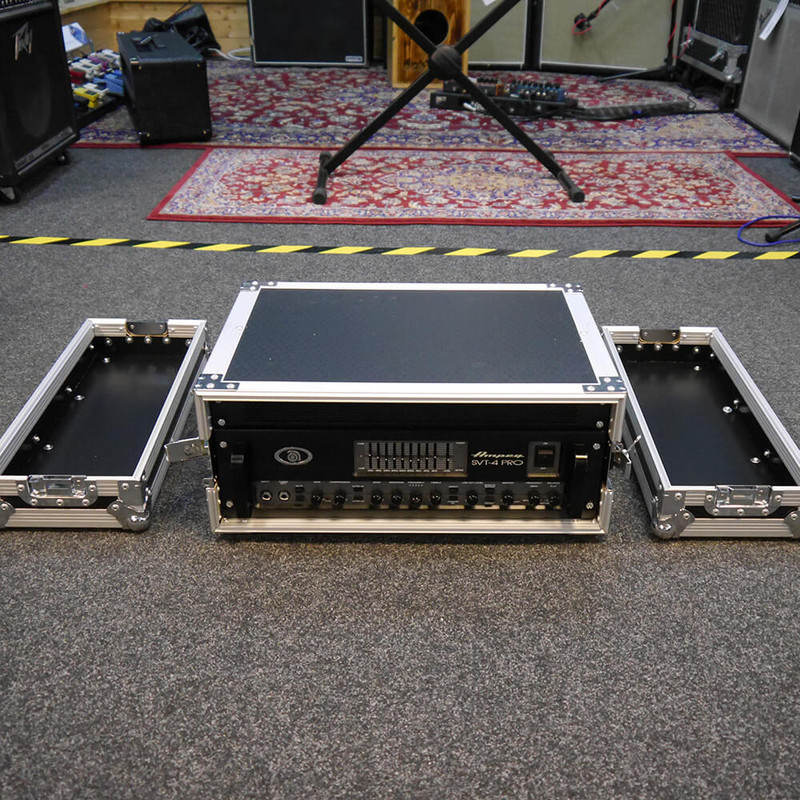 Ampeg SVT4 Pro USA Made Bass Amp Head w/Flight Case - 2nd Hand