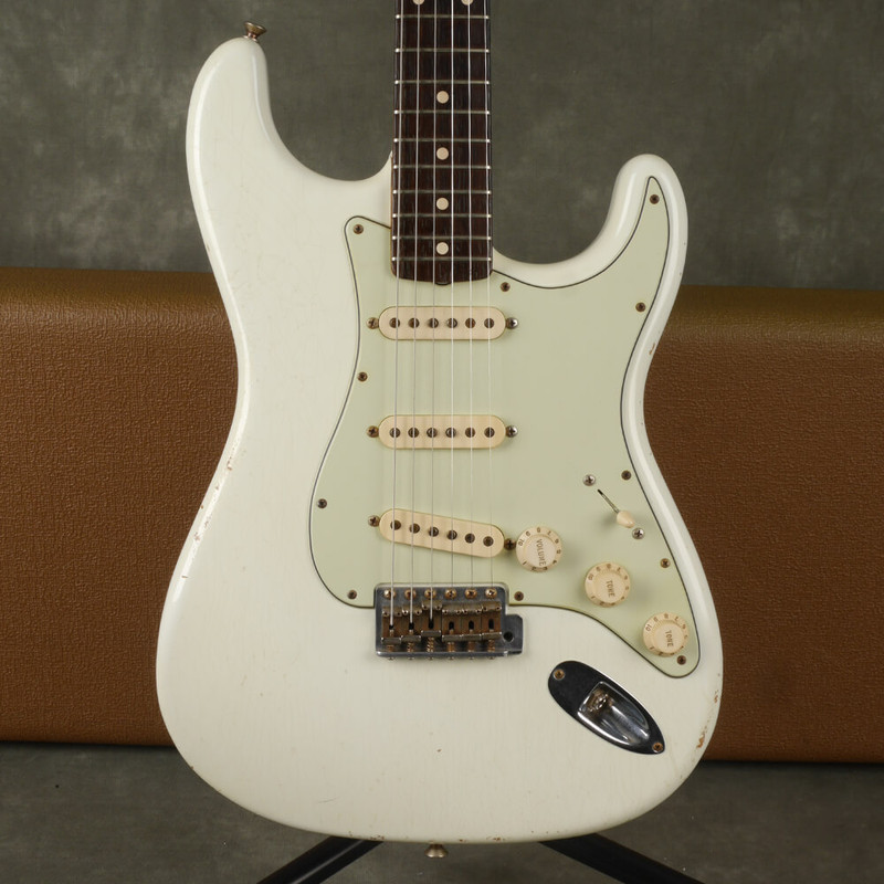 Fender Custom Shop 1962 Relic Stratocaster - Olympic White w/Case - 2nd Hand