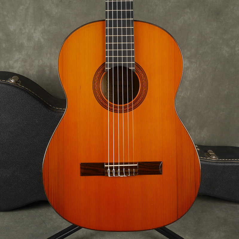 Petersen Model A Classical Guitar - Natural w/Hard Case - 2nd Hand