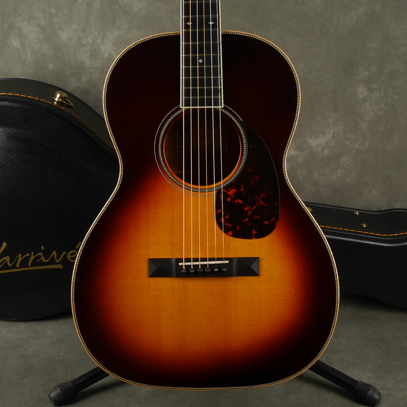 Larrivee Model 000-50 Acoustic - Sunburst w/Hard Case - 2nd Hand