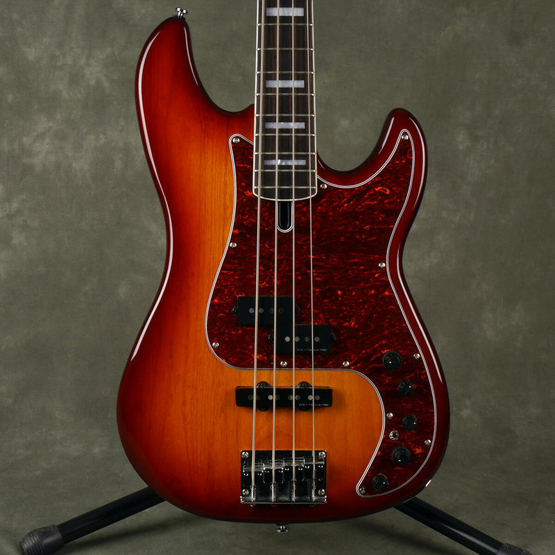 Sire Marcus Miller PJ Bass - Cherry Sunburst - 2nd Hand