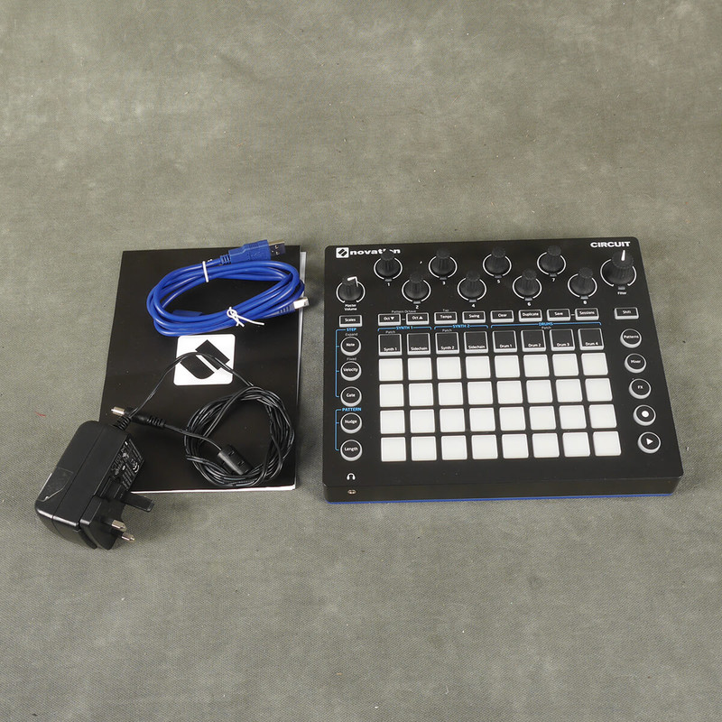 Novation Circuit Synthesizer w/PSU & USB Cable - 2nd Hand