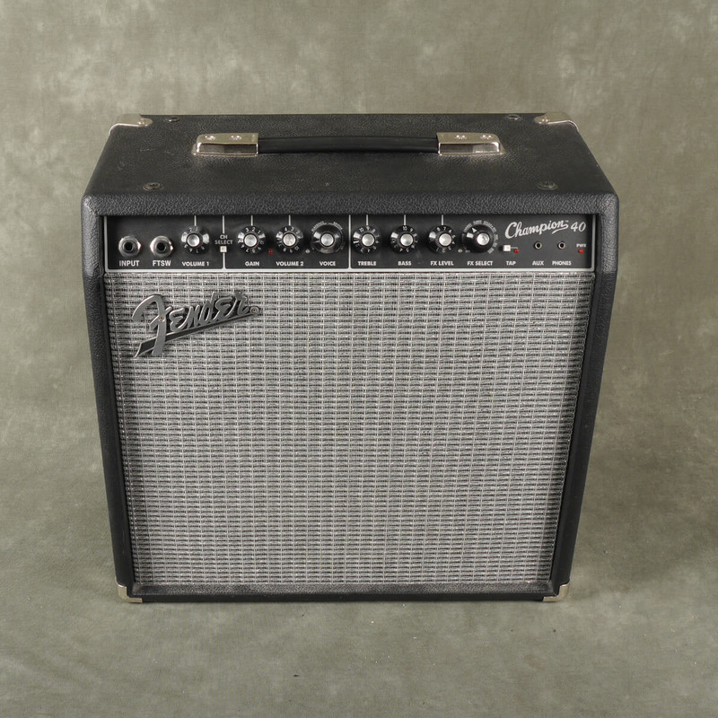 Fender Champ 40 Combo Amplifier - 2nd Hand