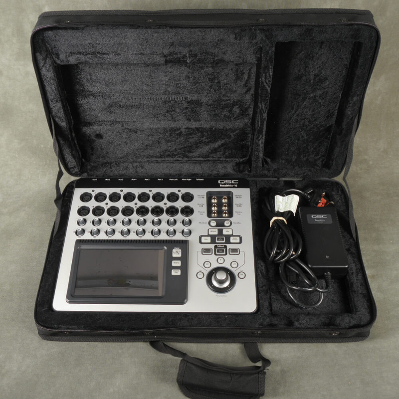 QSC TouchMix-16 Compact Digital Mixer w/Gig Bag - 2nd Hand