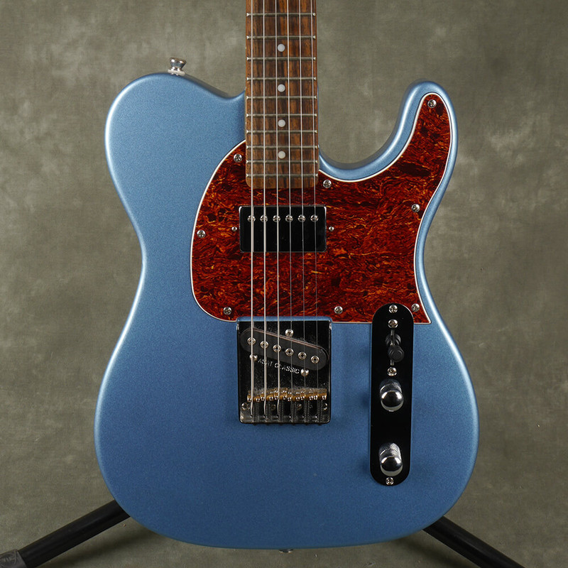 G&L Tribute Series ASAT Classic Modified - Blue - 2nd Hand G&L Tribute Series ASAT Classic Modified - Blue - 2nd Hand