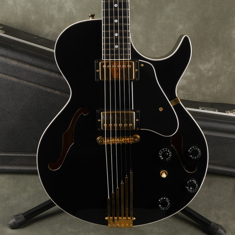 Gibson Howard Roberts Fusion III - Ebony w/Hard Case - 2nd Hand Gibson Howard Roberts Fusion III - Ebony w/Hard Case - 2nd Hand