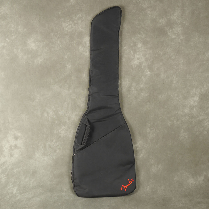 Fender FB405 Electric Bass Gig - 2nd Hand Fender FB405 Electric Bass Gig - 2nd Hand