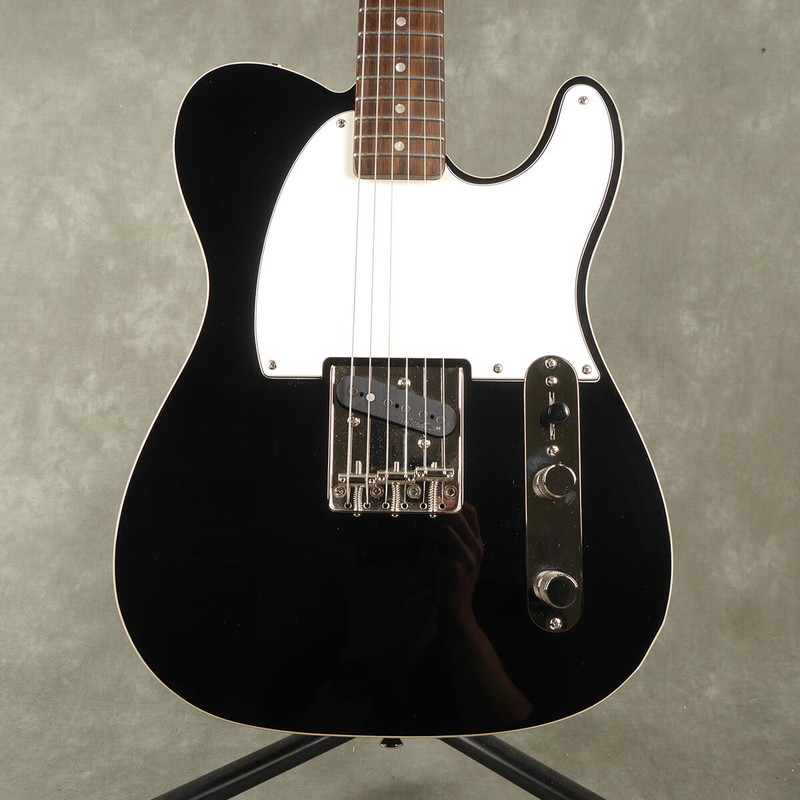Squier Classic Vibe 60s Custom Esquire - Black - 2nd Hand Squier Classic Vibe 60s Custom Esquire - Black - 2nd Hand