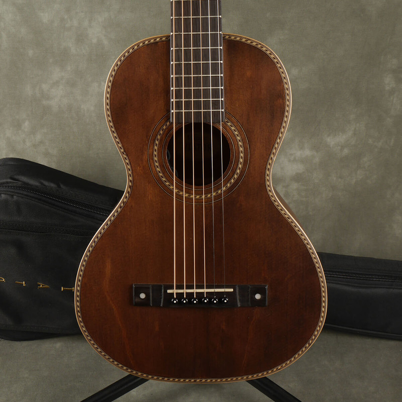 Vintage Guitars Viator Electro-Acoustic - Natural w/Gig Bag - 2nd Hand