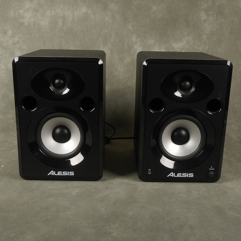 Alesis Elevate 5 Powered Studio Monitors - 2nd Hand
