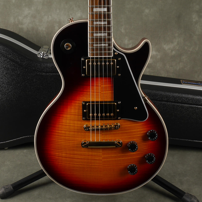 Tokai Love Rock Custom - Sunburst w/Hard Case - 2nd Hand Tokai Love Rock Custom - Sunburst w/Hard Case - 2nd Hand